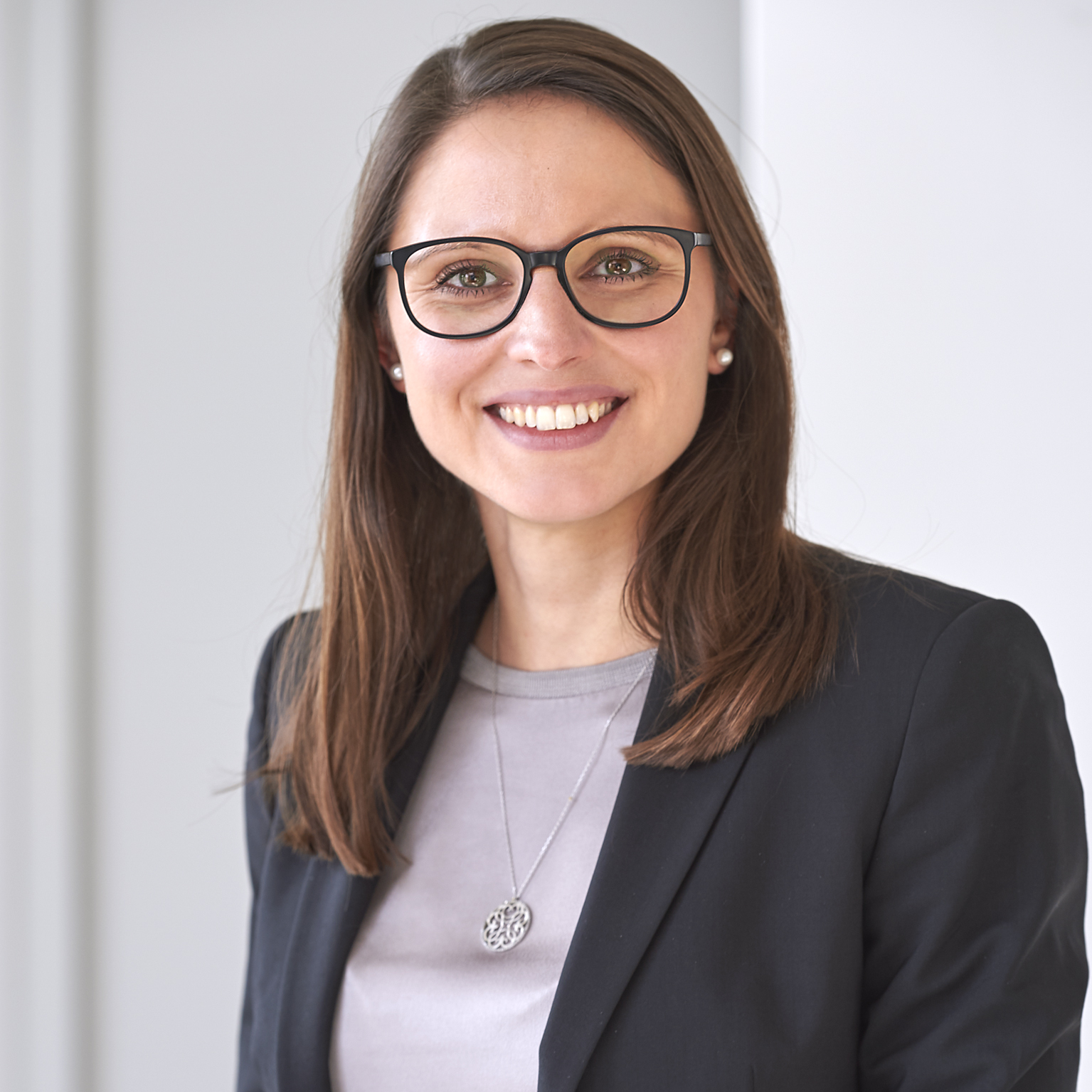 Verena Kraus - Personalreferentin und Ansprechpartnerin Karriere bei EHF Patentanwaltskanzlei